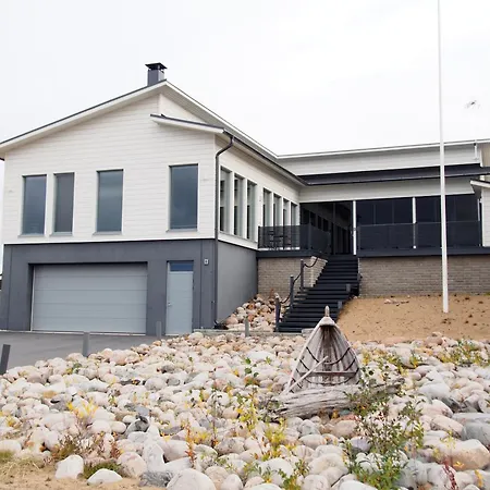 Aurinkorinne 8 칼라조키